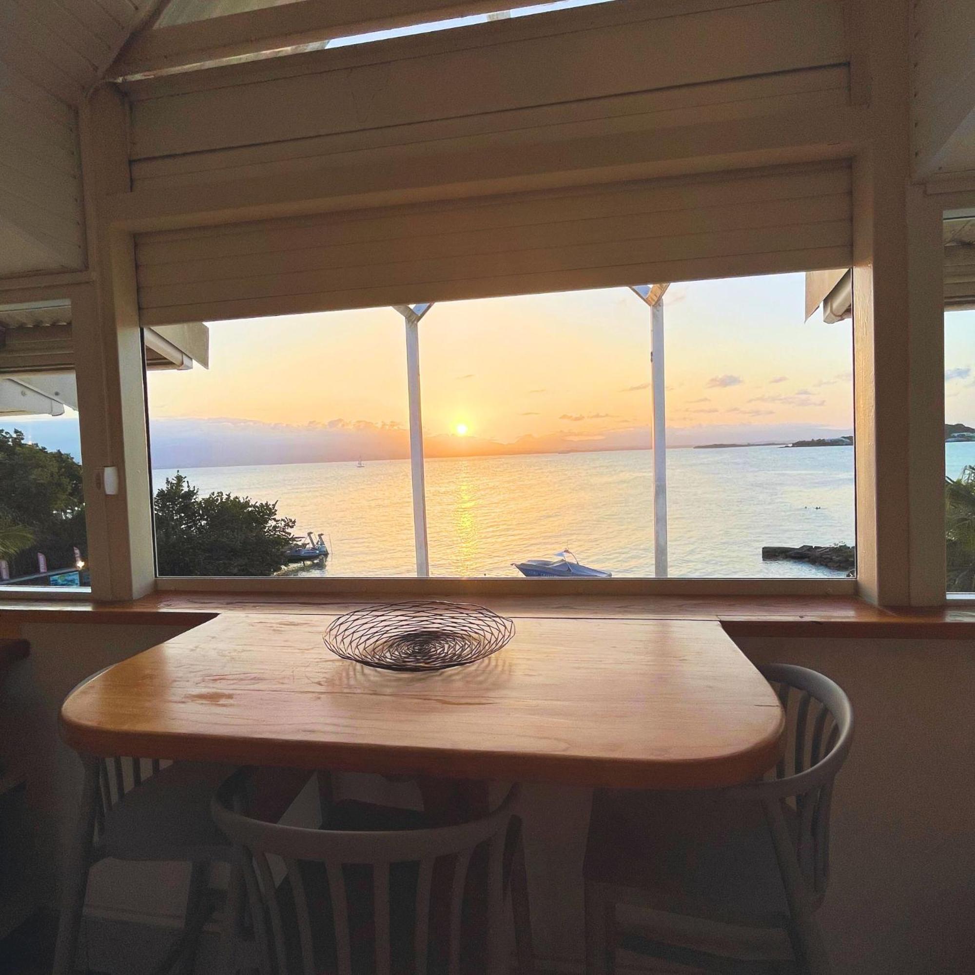 Appartement Les Yuccas, Vue Sur La Mer Et Les Montagnes Le Gosier  Bagian luar foto